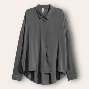 🛍️3/$15🛍️ H&M Wide Cut Shirt Hi-Lo Semi-Sheer Ladies 8 Gray